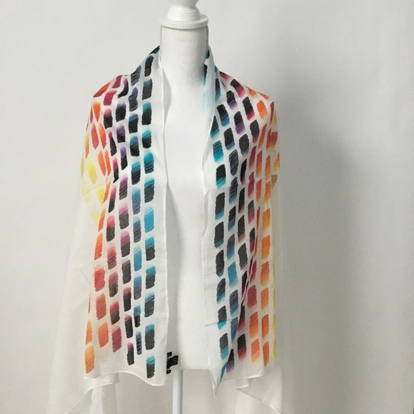 CHANEL Logo CC Paintbrush Colorama Print Pareo / Stole / Shawl / Wrap / Scarf - Picture 4 of 9